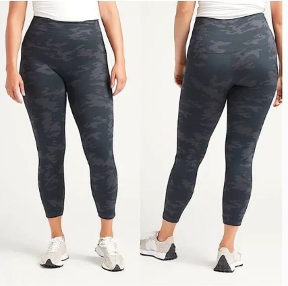SPANX Look At Me Now Camo Seamless Leggings // 1X
